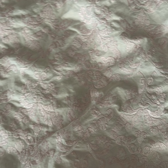 Simply Shabby Chic TWIN Pink Ruched Smocked comforter + pillowcases ( 2) set - Picture 14 of 14